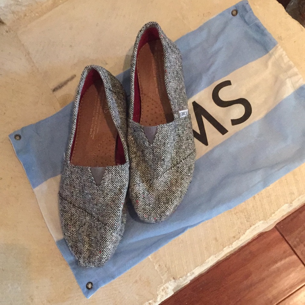 Tom’s Size Women’s 6